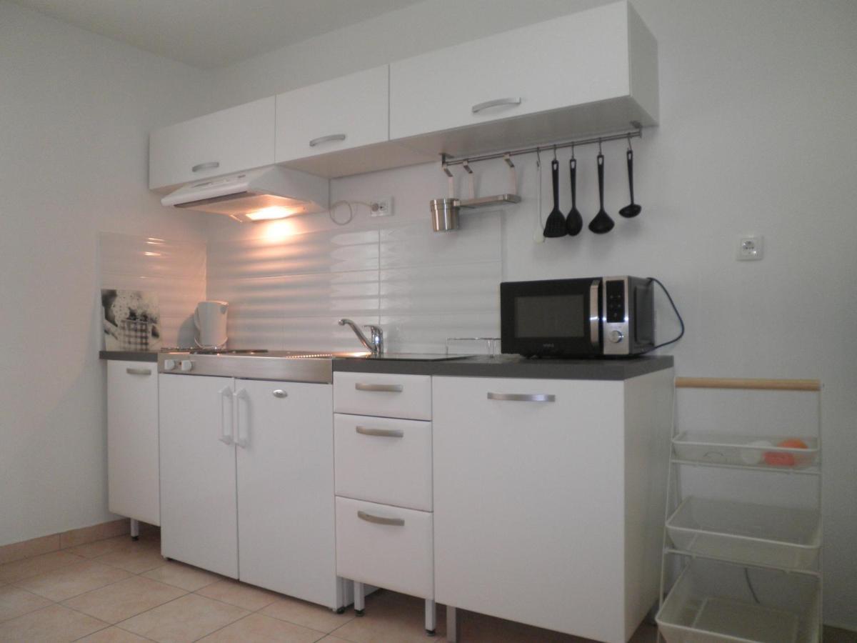 Apartment Zlata Rab Town Exteriör bild